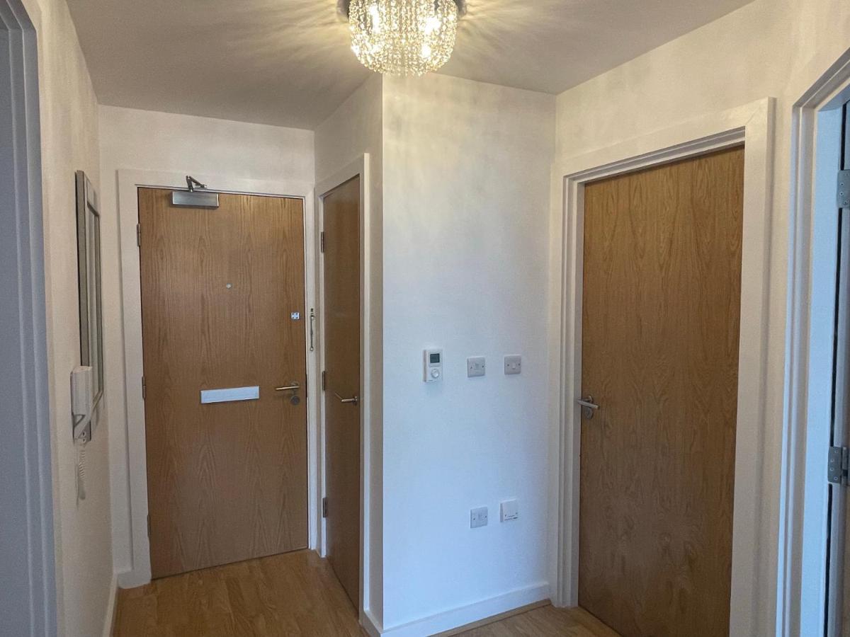 Moda Wigan - Stylish 2 Bed Apartment Central Wigan Exterior foto